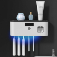 Porte-brosse à dents UV avec distributeur de dentifrice UVBrushPro