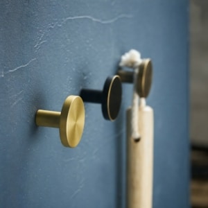 Patère murale laiton Éclipse™ – Style classique